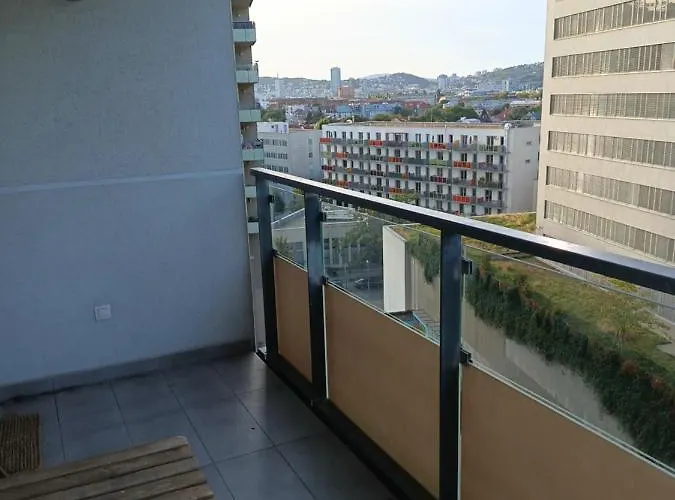 Appartement Citypark Apartment, Free Parking & Ac