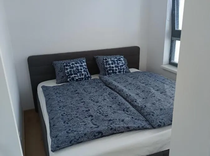 Citypark Apartment, Free Parking & Ac
